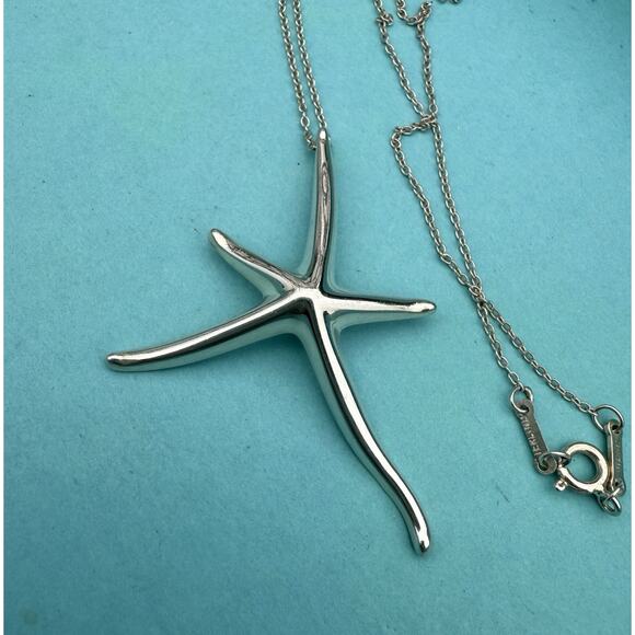 Tiffany & Co. Elsa Peretti Sterling Silver Starfish Pendant Necklace 17” - LARGE - Picture 6 of 16